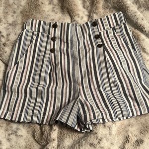 Striped stretchy shorts